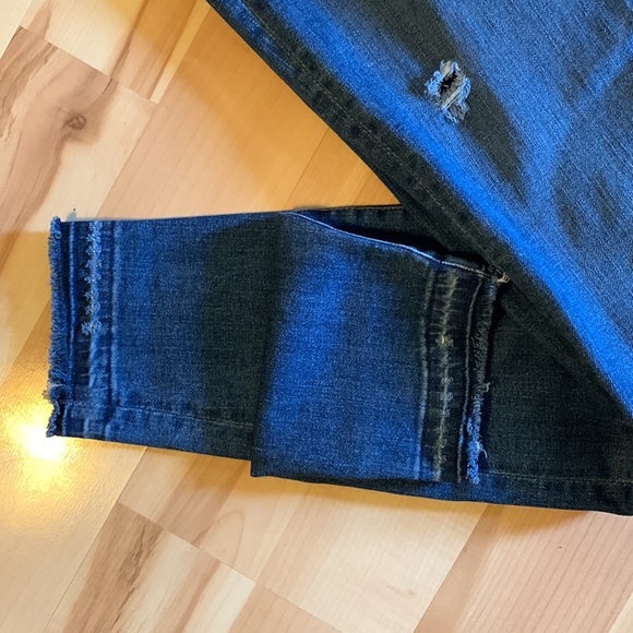 J CREW TOOTHPICK DISTRESSED SKINNY JEANS SIZE 28T - Picture 7 of 10